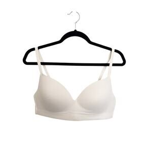 Soma Bra Womens Size 38B White Enbliss Wireless Padded Plunge Seamless